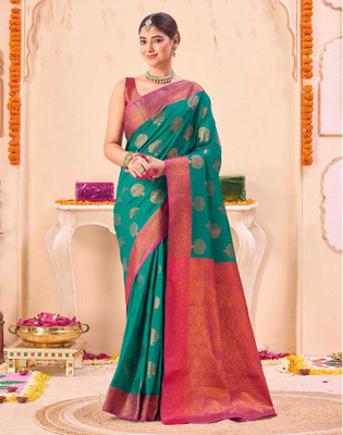 Satrani Woven, Embellished Banarasi Silk Blend Saree(Green)