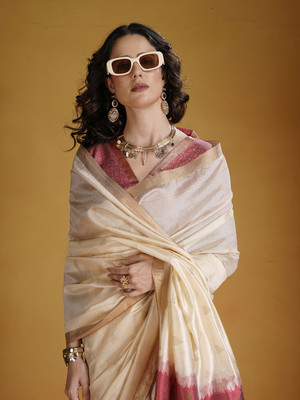 Eeza Woven, Printed Handloom Silk Blend Saree(Beige, Red)