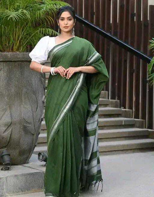 Maatarasaree Self Design Bollywood Cotton Blend Saree(Green, Grey)
