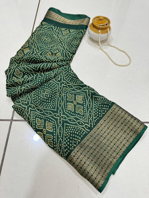 Chandan Fabrics Printed, Woven Kalamkari Jacquard Saree(Green)