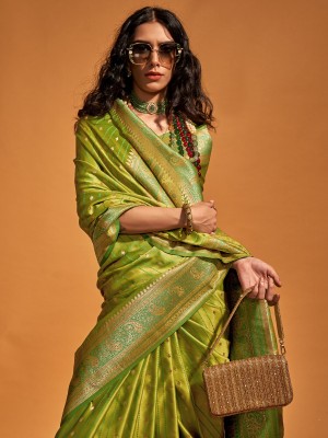 Divastri Woven Banarasi Satin Saree(Light Green)