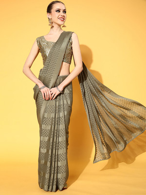 Divastri Solid/Plain Bollywood Georgette Saree(Green)
