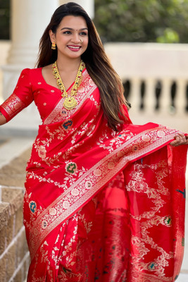 ROOP LAVANYA Woven Banarasi Art Silk, Jacquard Saree(Red)