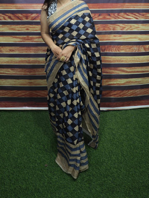 VIBEBAZAAR Blocked Printed, Floral Print, Printed Handloom Handloom Cotton Blend Saree(Multicolor)