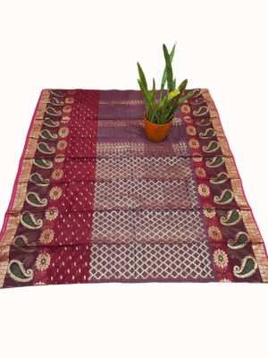 tdandsons Woven, Paisley, Temple Border Bollywood Silk Blend Saree(Maroon)