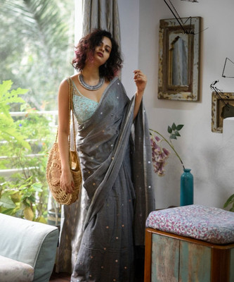 BongAp Embellished Handloom Cotton Blend Saree(Grey)