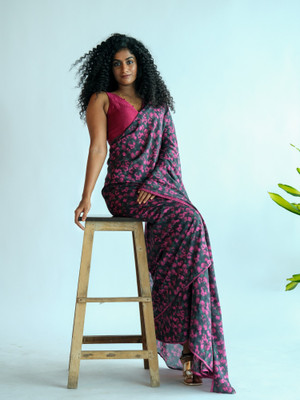 Suta Floral Print Daily Wear Cotton Blend Saree(Multicolor)