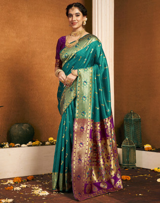 Divastri Woven, Embellished Paithani Silk Blend, Jacquard Saree(Green, Purple)