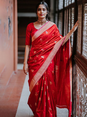 Anouk Rustic Woven Banarasi Silk Blend Saree(Red)