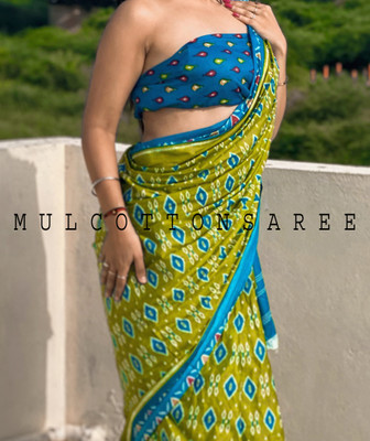MULL SUTRA Blocked Printed, Color Block, Hand Painted, Printed Ikkat Pure Cotton Saree(Green, Light Blue)
