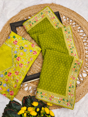Tasrika Embroidered Bandhani Georgette Saree(Green)