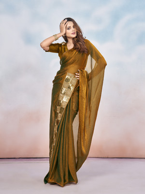 Parmila Fashion Solid/Plain Bollywood Chiffon Saree(Gold)
