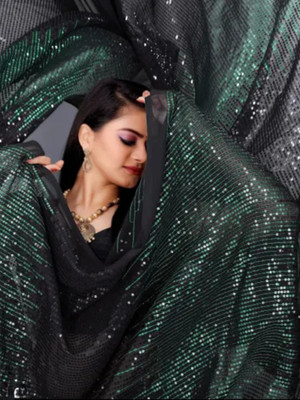 Divastri Self Design Bollywood Georgette Saree(Green)