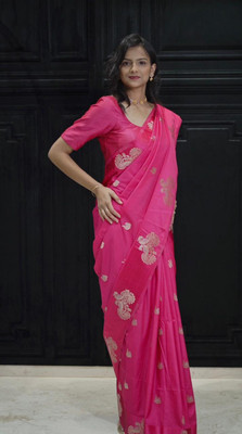 Dridh Textiles Floral Print Banarasi Silk Blend Saree(Pink)