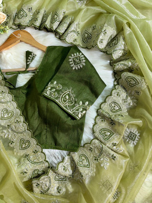 GOLDOLL FAB Embroidered Bollywood Net Saree(Light Green)