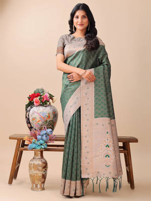 ASTITA Self Design Saree with Attached Blouse Silk Blend Saree(Green)