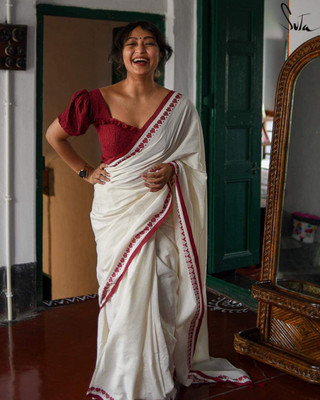 sourav biswas Solid/Plain Handloom Pure Cotton Saree(White, Red)