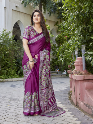 THE URBAN DIVA Printed Bollywood Chiffon, Satin Saree(Purple, White)