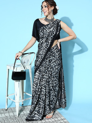 Akhilam Digital Print Bollywood Crepe Saree(Black)