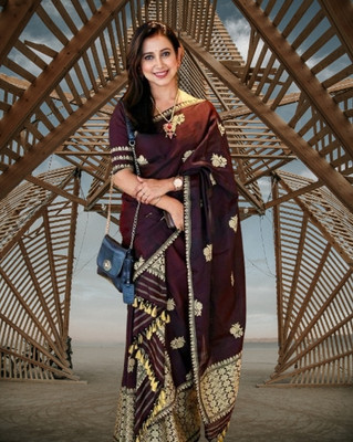 SVN Woven Mekhela Chador Cotton Blend Saree(Brown)