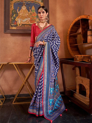 AKSHAR PATRON ENTERPRISE Geometric Print Patola Silk Blend Saree(Dark Blue)