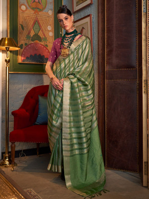 Sareemall Woven Banarasi Viscose Rayon Saree(Green)