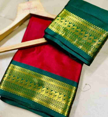 Bieth Woven, Striped, Solid/Plain Banarasi Cotton Silk, Jacquard Saree(Red)