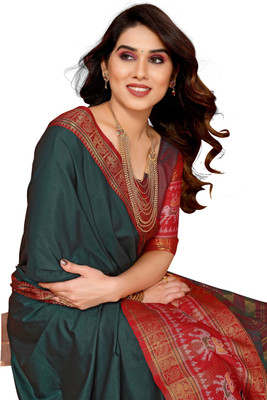 Soor Panchi Woven Narayanpet Cotton Silk Saree(Green)