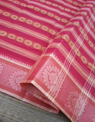 Moumitasaree Self Design, Solid/Plain Tant Pure Cotton Saree(Red)