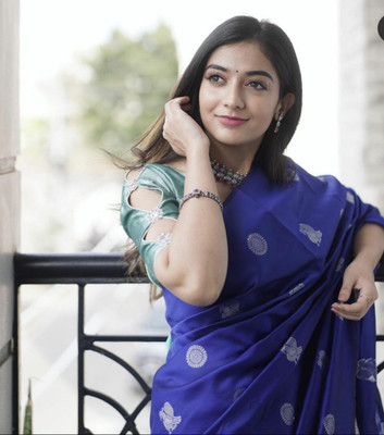 GajGajra Woven Kanjivaram Pure Silk, Art Silk Saree(Dark Blue)