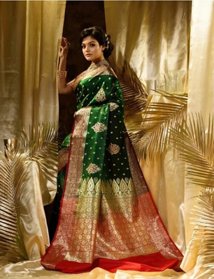 SareesGlobal Embroidered Banarasi Satin Saree(Dark Green)