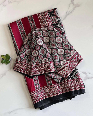 BADE SUHANE Printed Kanjivaram Crepe Saree(Red)