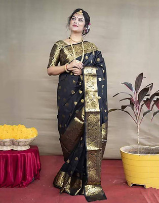 HouseOfCommon Woven Banarasi Silk Blend Saree(Black)