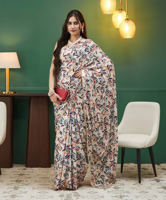 Satrani Digital Print, Geometric Print Daily Wear Georgette Saree(Multicolor, White)