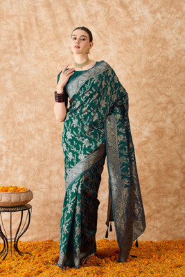 Shadow & Saining Woven Banarasi Silk Blend Saree(Green)