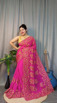 Dona Sharee Embroidered Bollywood Silk Blend Saree(Pink)