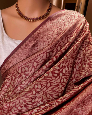 manmohitsaree Woven Banarasi Jacquard Saree(Maroon)