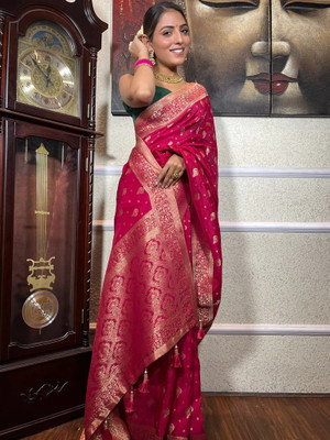 sheladiya Self Design Bollywood Jacquard Saree(Pink)