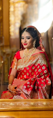 Royalsilk Embellished Banarasi Handloom Satin Saree(Red)