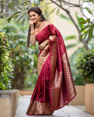AVANTIKA FASHION Woven Kanjivaram Pure Silk, Art Silk Saree(Maroon)
