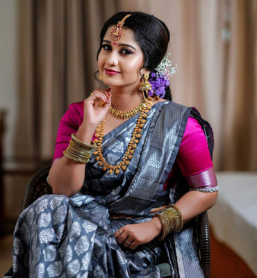 Kanjivaram Woven, Embroidered, Self Design Kanjivaram Pure Silk, Jacquard Saree(Grey)
