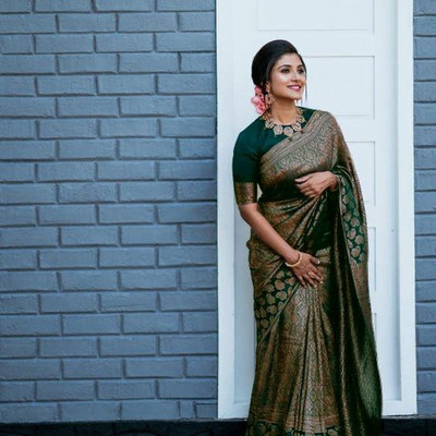 Rudr Venture Self Design Banarasi Cotton Silk Saree(Green)