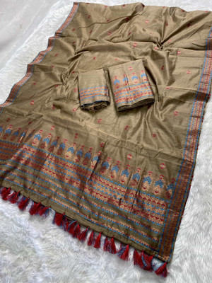 Skiran's Woven Mekhela Chador Cotton Blend Saree(Beige)