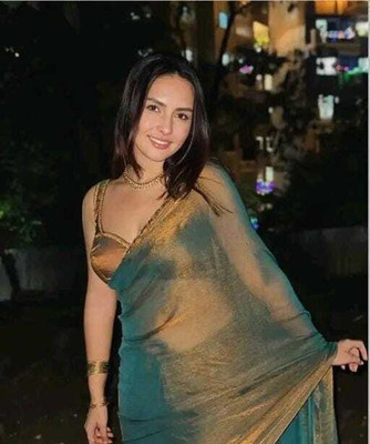 ELITEFOLIO Self Design Bollywood Chiffon Saree(Dark Green, Gold)