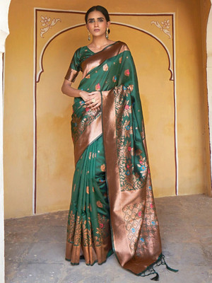 Janasya Woven Banarasi Silk Blend Saree(Green)