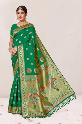 pythan Woven, Embellished Paithani Silk Blend Saree(Green)