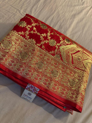 ZAVISH Woven Banarasi Satin Saree(Red)