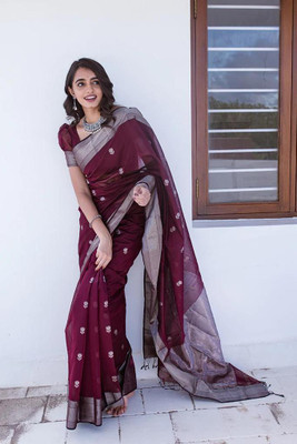 ekadanta Woven, Floral Print Banarasi Silk Blend Saree(Maroon)