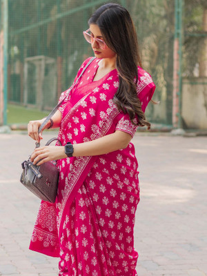 Divastri Printed Daily Wear Silk Blend Saree(Pink)