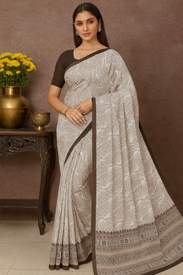aamya fashion Floral Print, Blocked Printed, Printed Daily Wear Cotton Blend Saree(Grey)